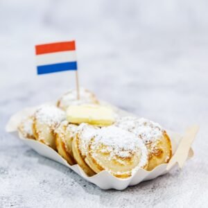 Poffertjes Icing sugar and butter